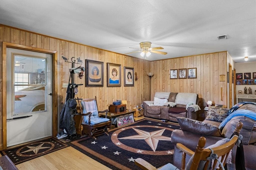 11.3 acres in Rains County gallery image 4