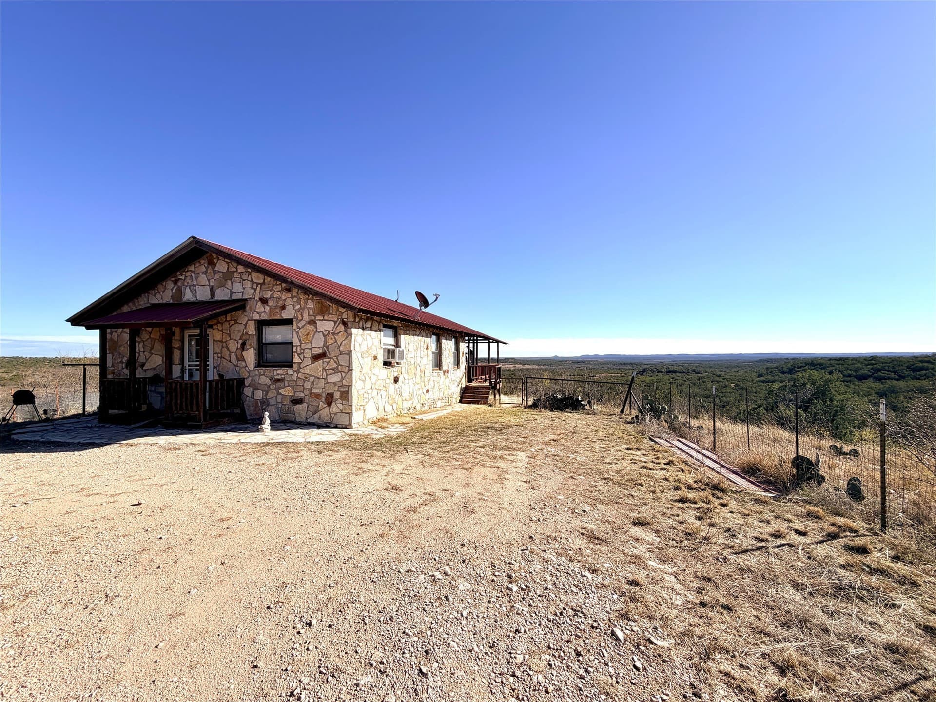 209.14 acres in Coke County - photo 11