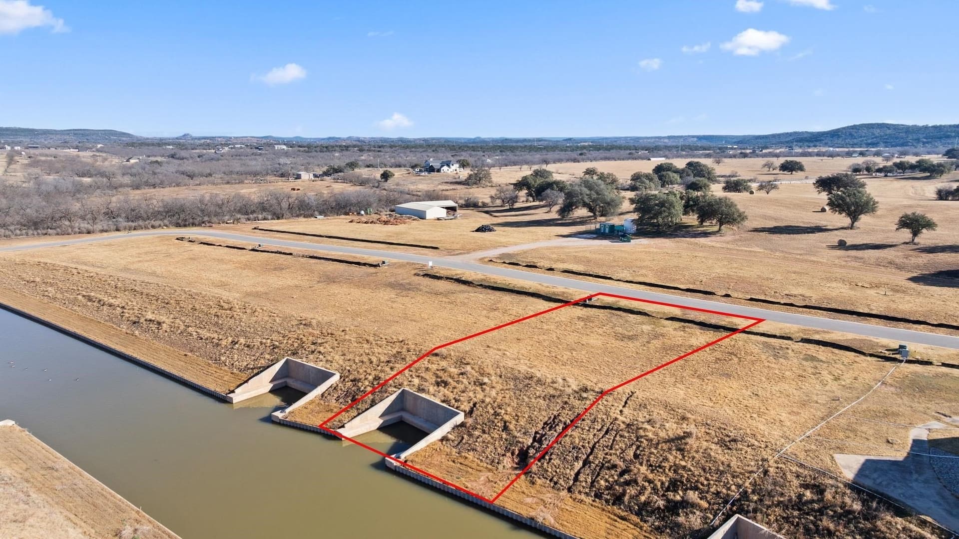 0.37 acres in Burnet County gallery image 2