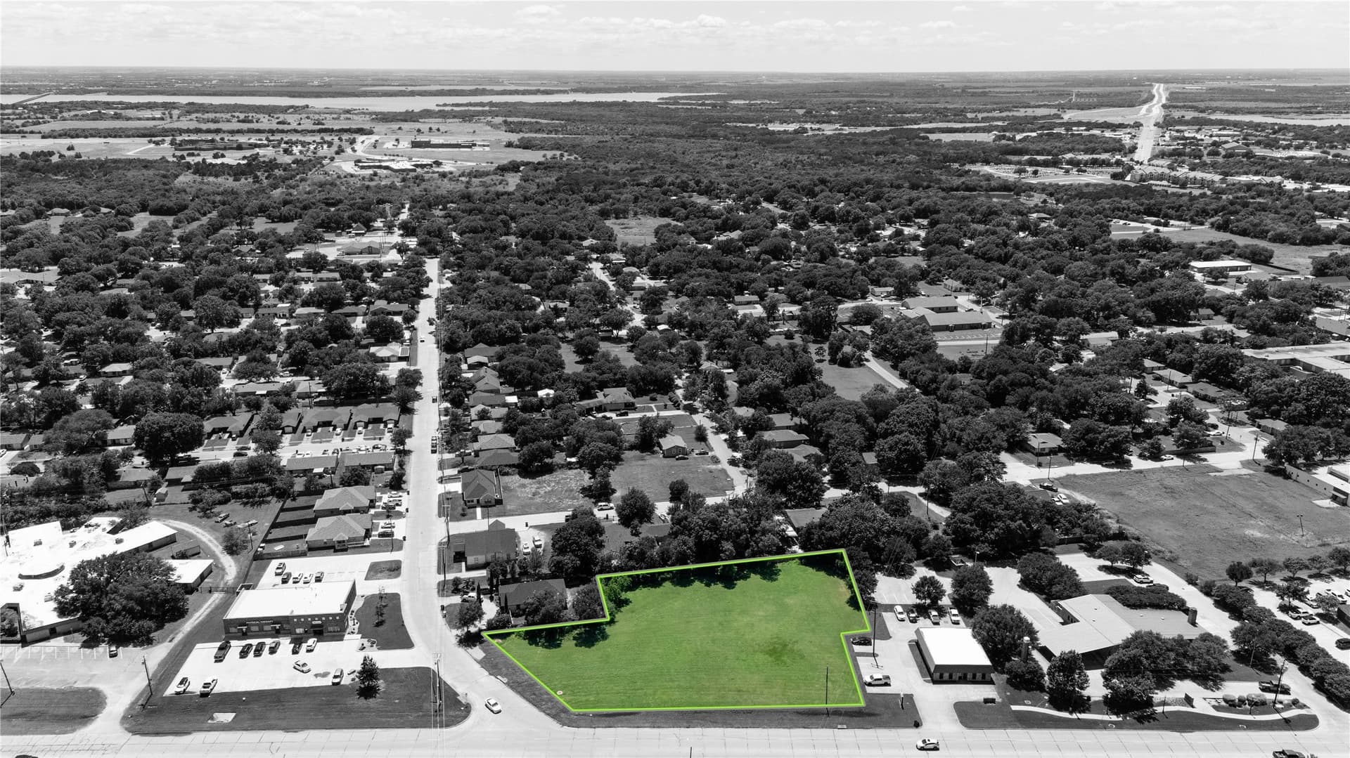 1.03 acres in Ellis County gallery image 3