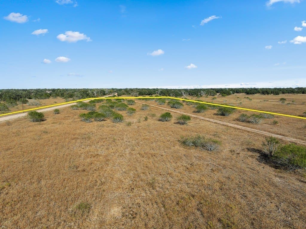 10.07 acres in Colorado County gallery image 2