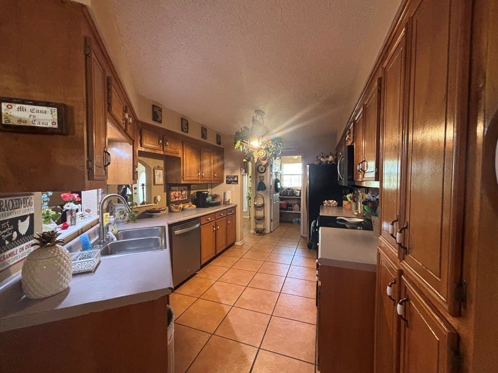 11 acres in Maverick County - photo 2