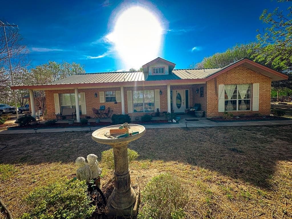 11 acres in Maverick County