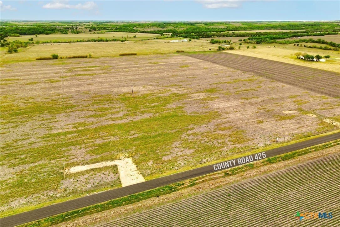 10.37 acres in Williamson County