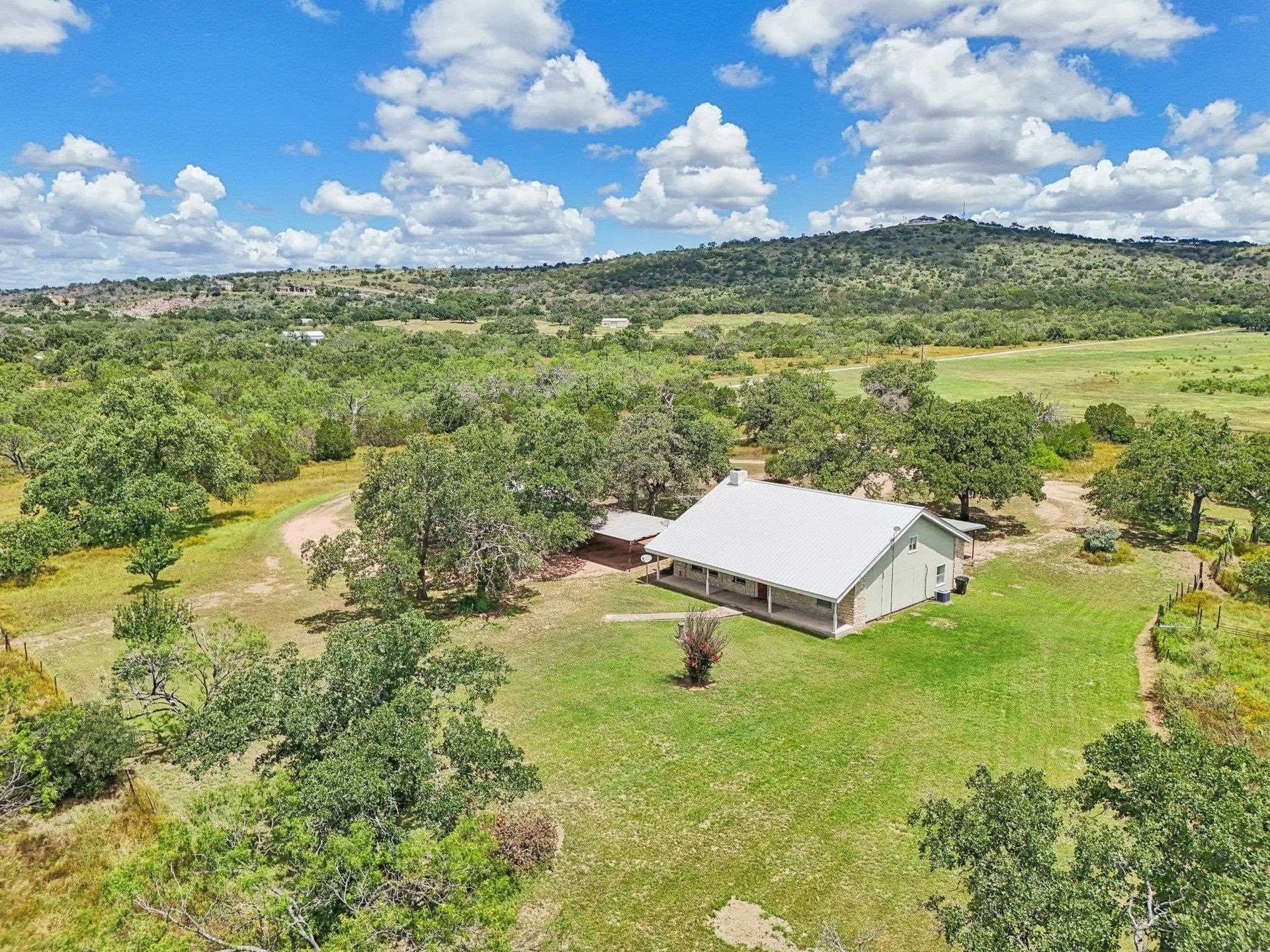18.33 acres in Burnet County