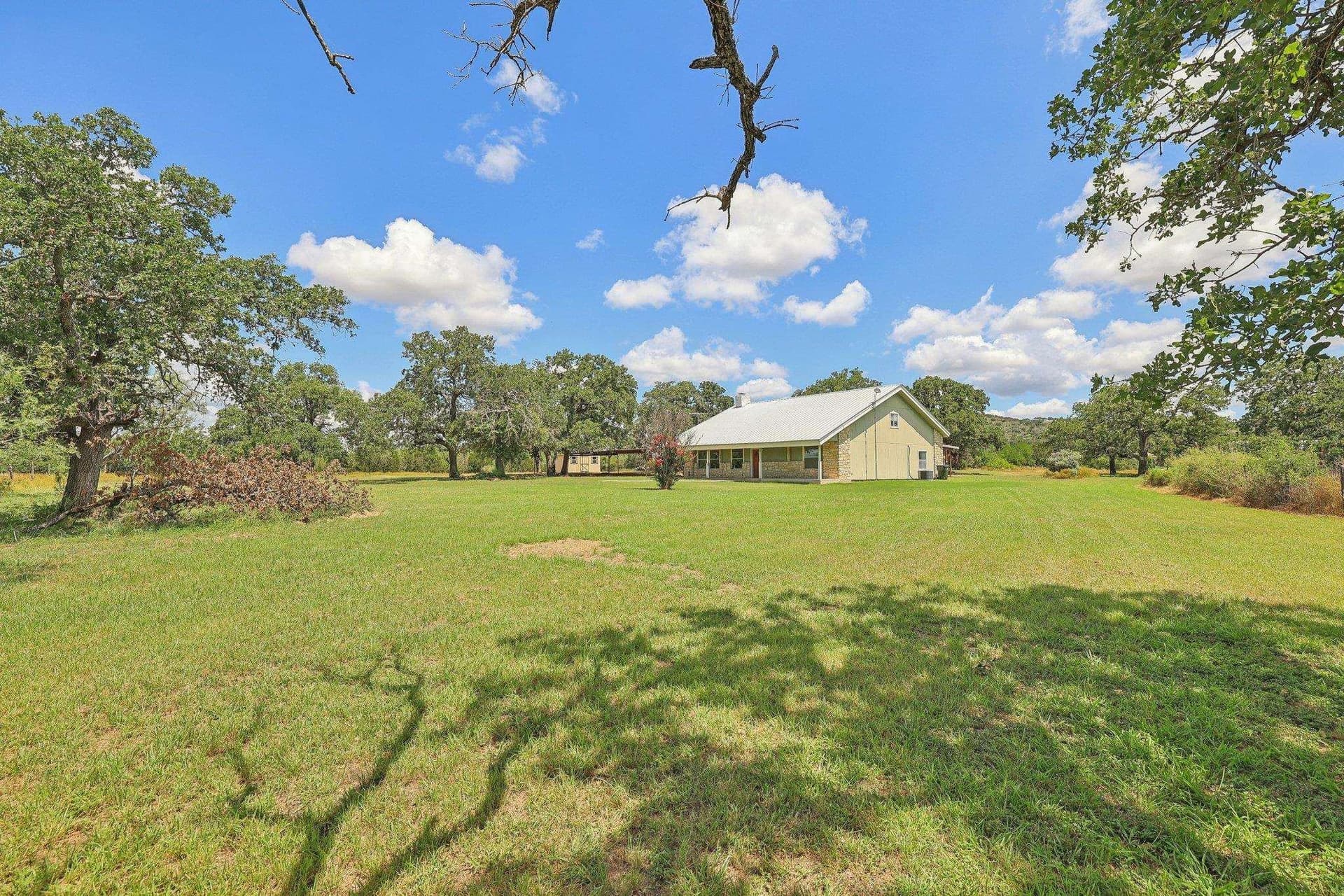 18.33 acres in Burnet County gallery image 4