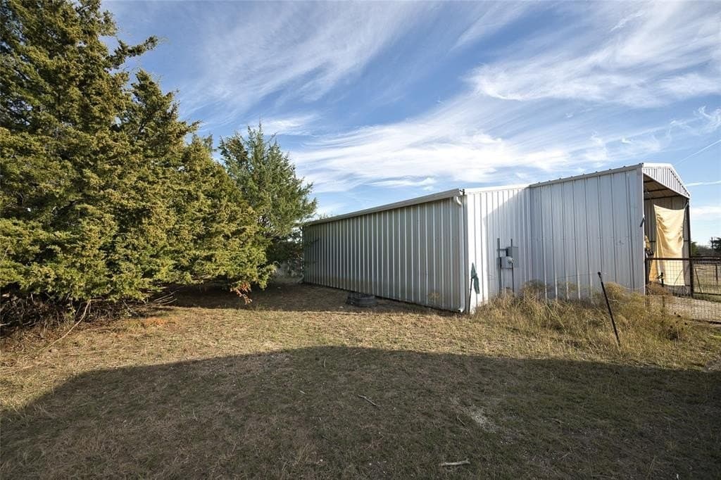 10.54 acres in Grayson County gallery image 4