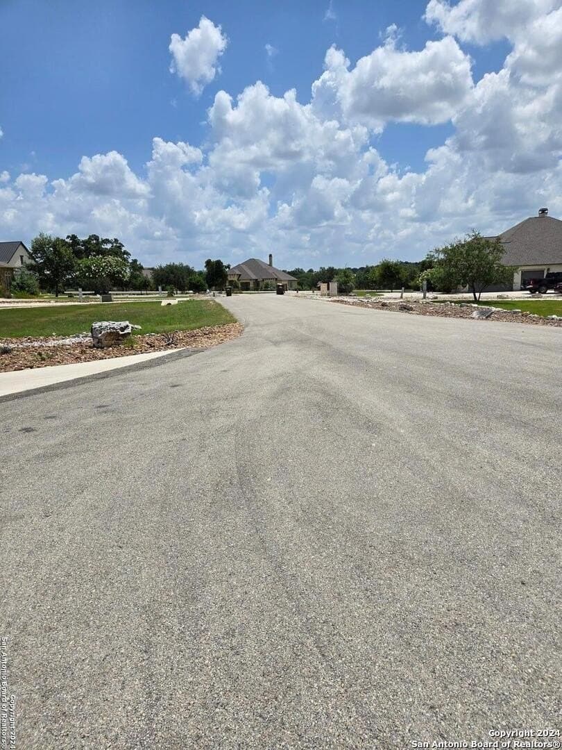 1.37 acres in Comal County - photo 7