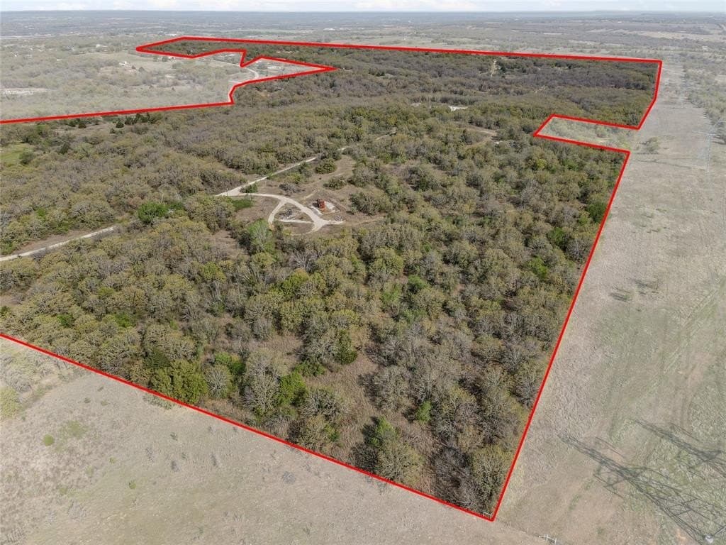 198.52 acres in Wise County
