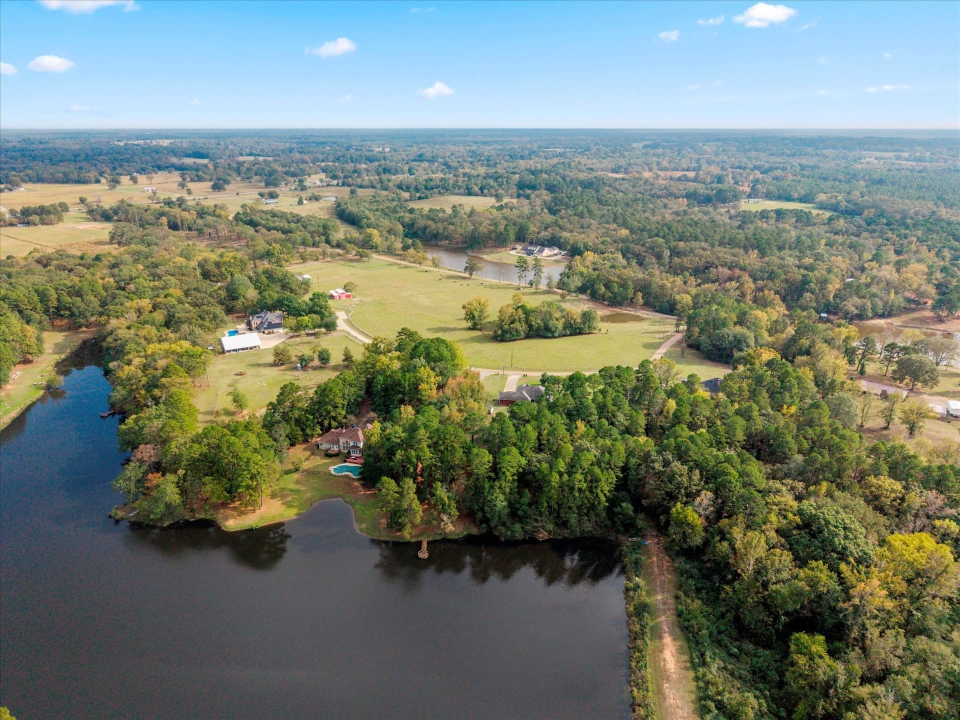2.26 acres in Titus County gallery image 4
