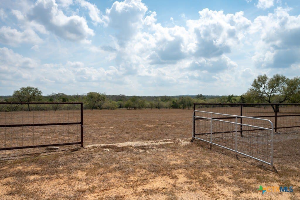 81.89 acres in Caldwell County - photo 26