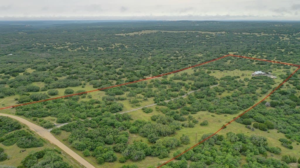 28.5 acres in Gillespie County gallery image 3