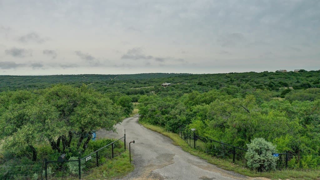 28.5 acres in Gillespie County gallery image 4