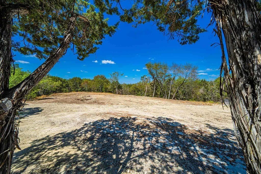 4.69 acres in Kendall County - photo 8