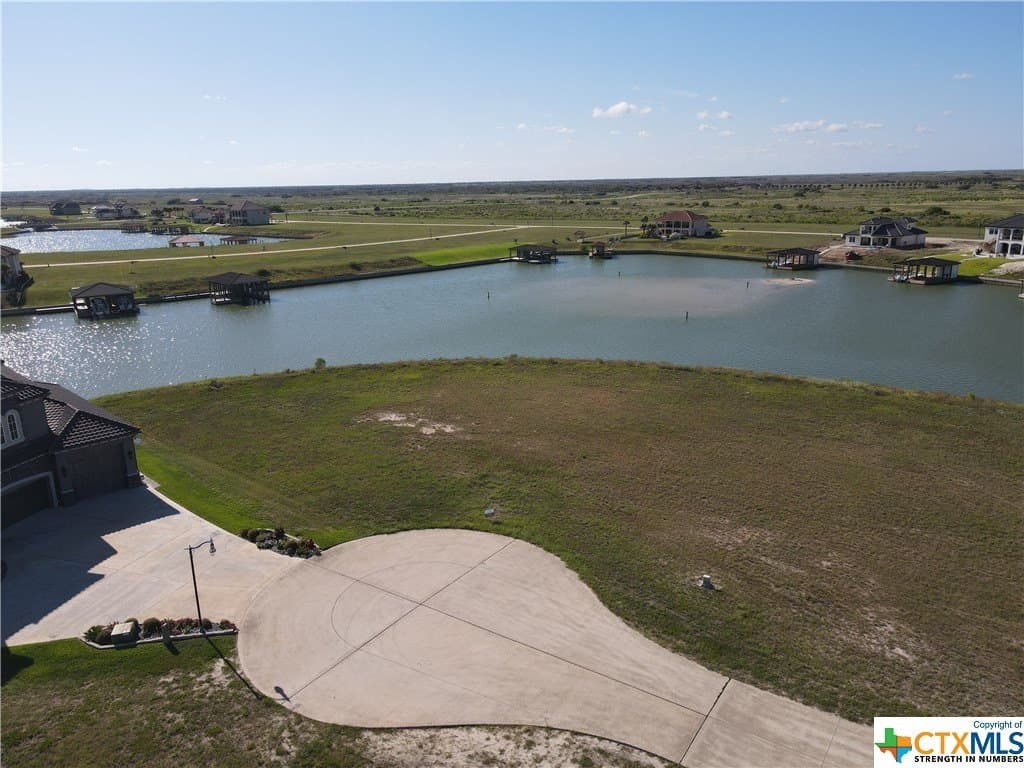 0.95 acres in Calhoun County
