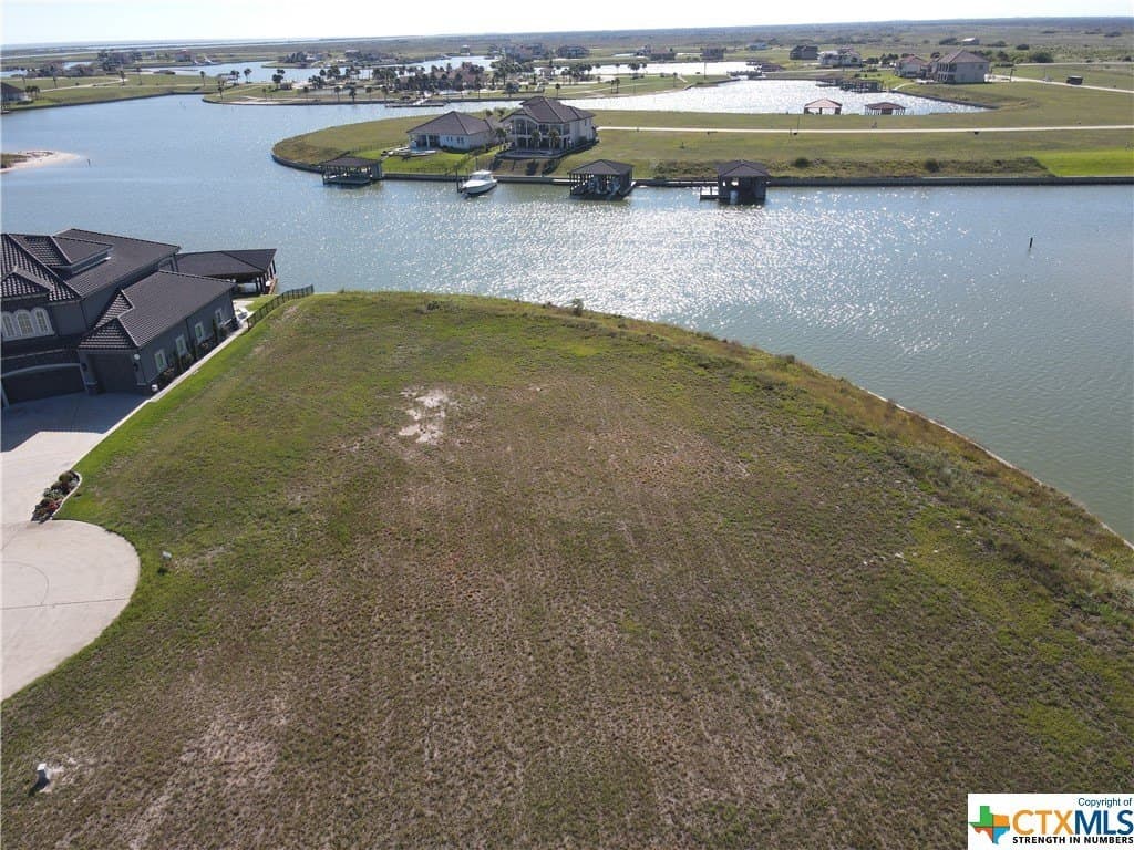 0.95 acres in Calhoun County - photo 15