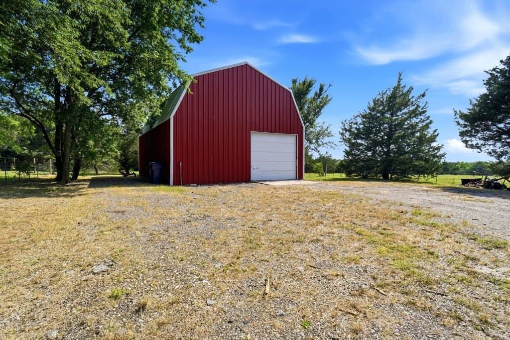 19.9 acres in Hunt County - photo 33