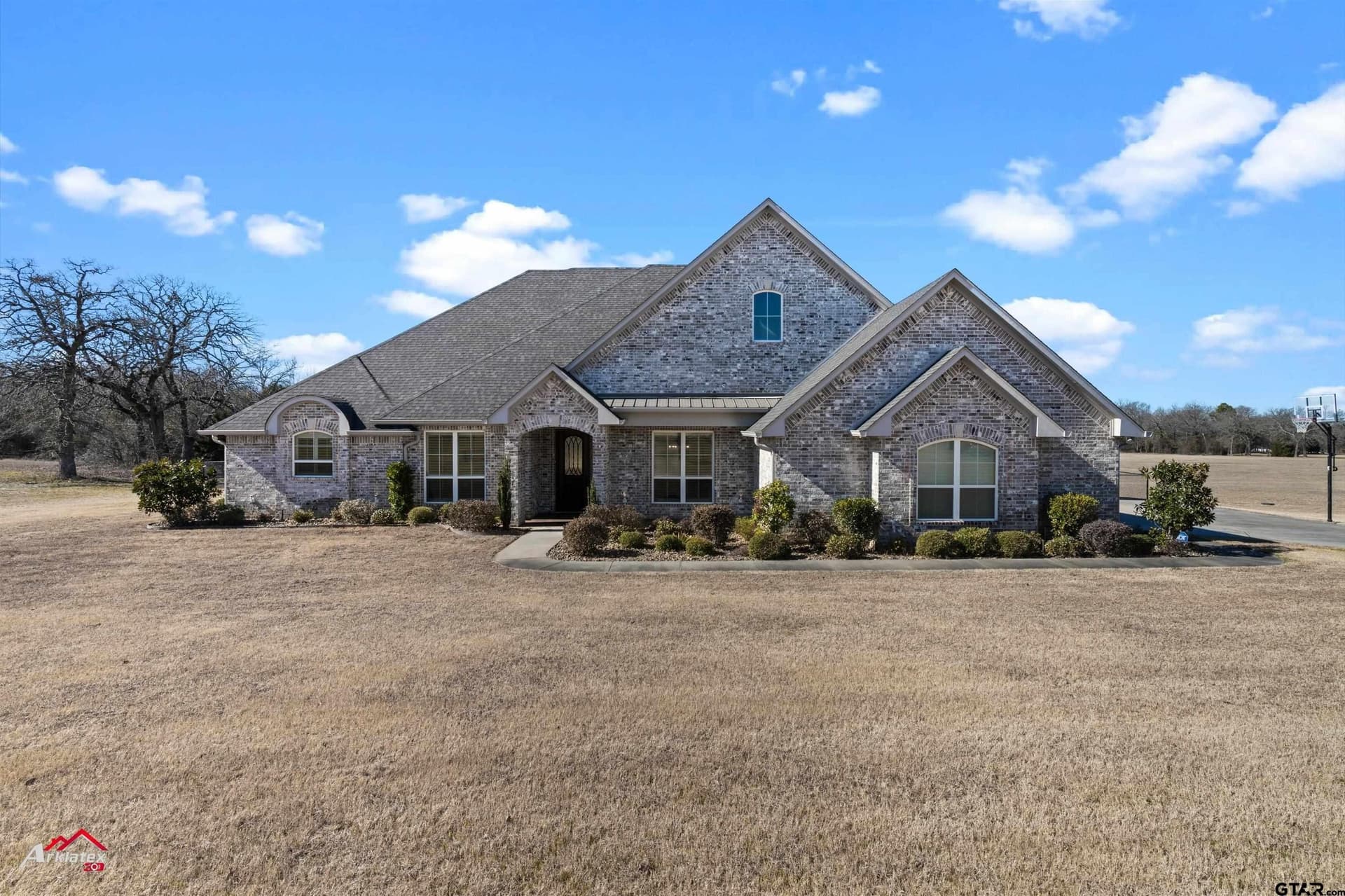 10 acres in Smith County gallery image 2