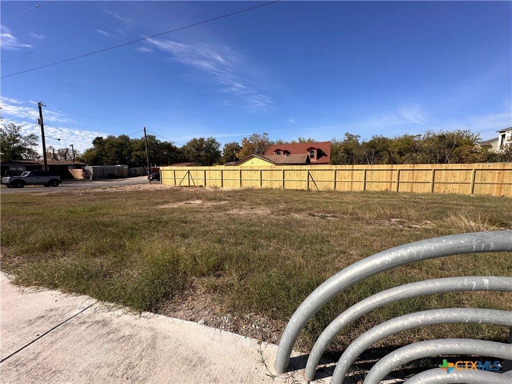 0.17 acres in Comal County gallery image 3