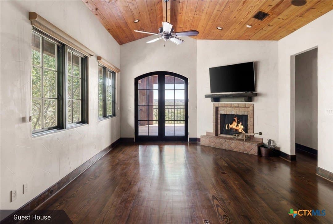 25 acres in Travis County - photo 23