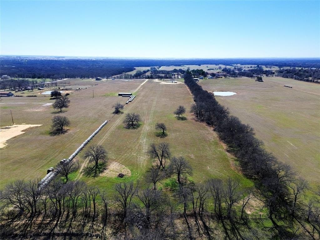 14.7 acres in Hill County gallery image 3