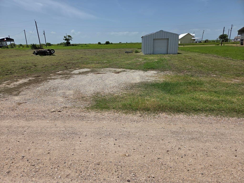0.42 acres in Palacios Area County - photo 9