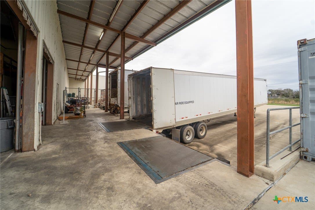 10.22 acres in Victoria County - photo 20