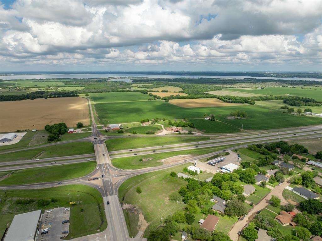 0.95 acres in McLennan County gallery image 4