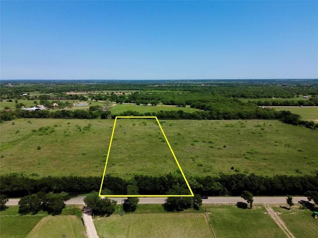 2.82 acres in McLennan County - photo 6