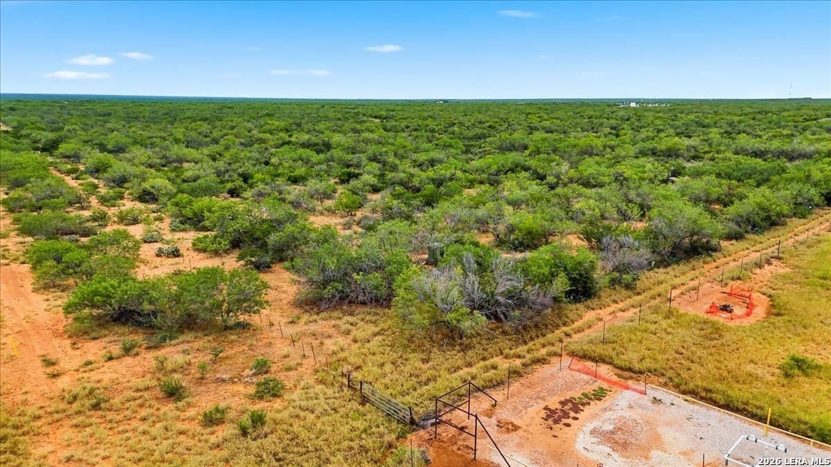 15 acres in Frio County - photo 3