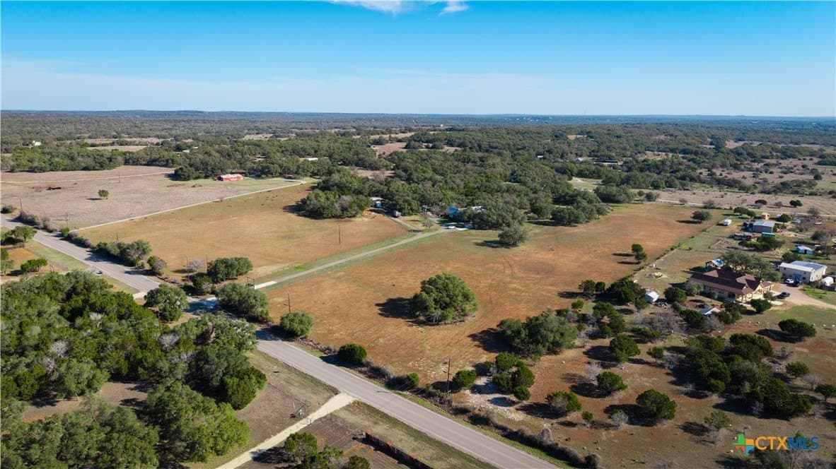 20 acres in Comal County gallery image 2