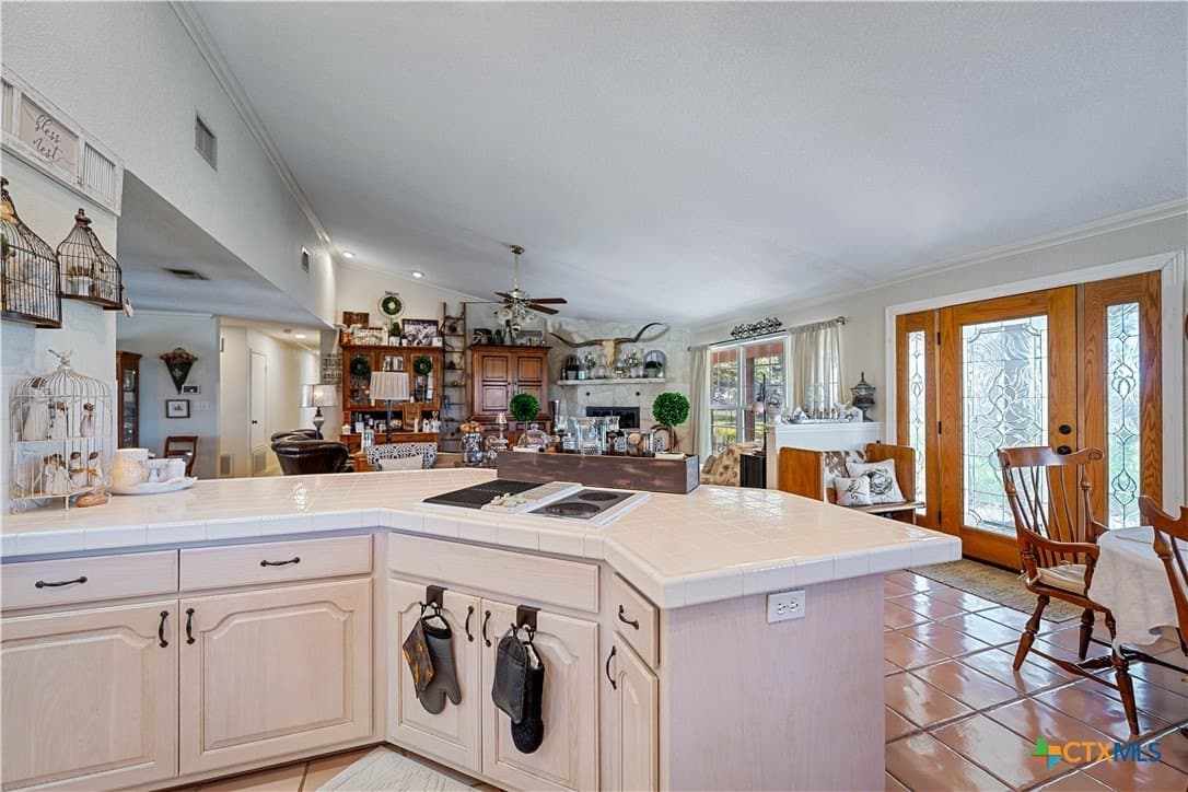 20 acres in Comal County - photo 44