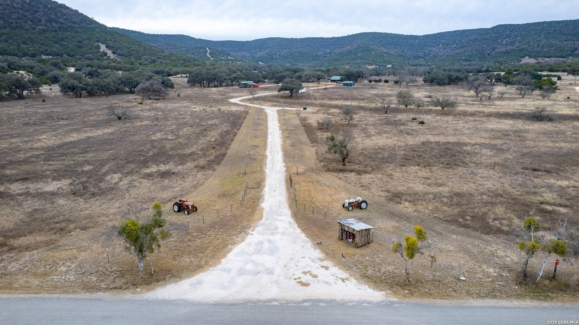 31 acres in Real County - photo 30