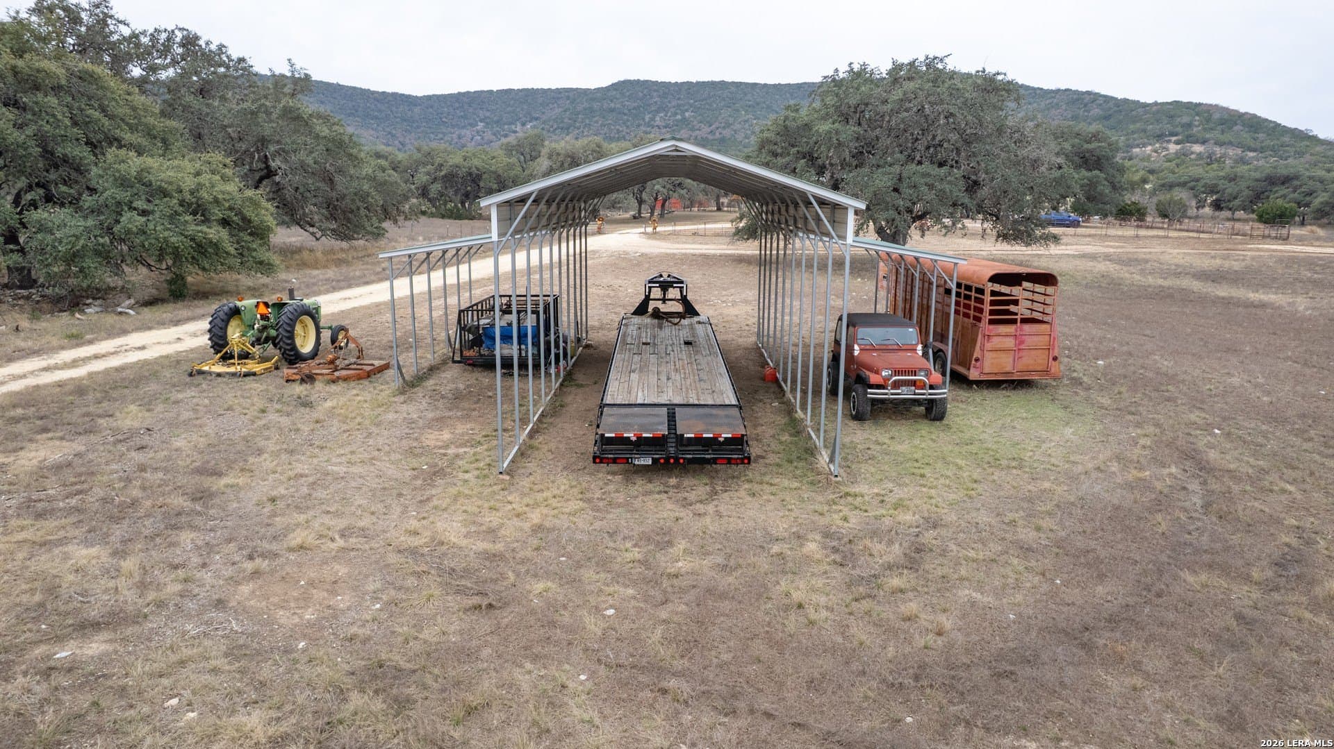 31 acres in Real County - photo 36