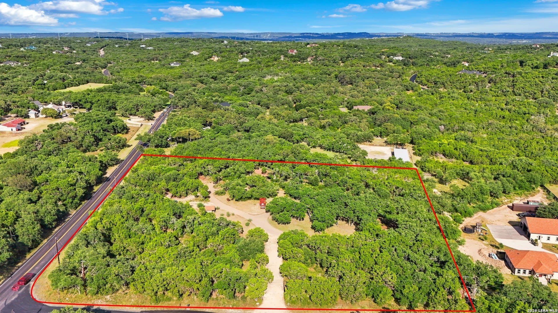 4.69 acres in Comal County - photo 4