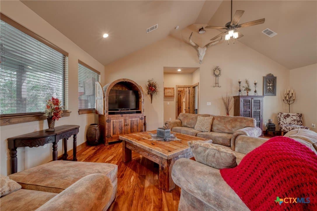 10.31 acres in Caldwell County - photo 10
