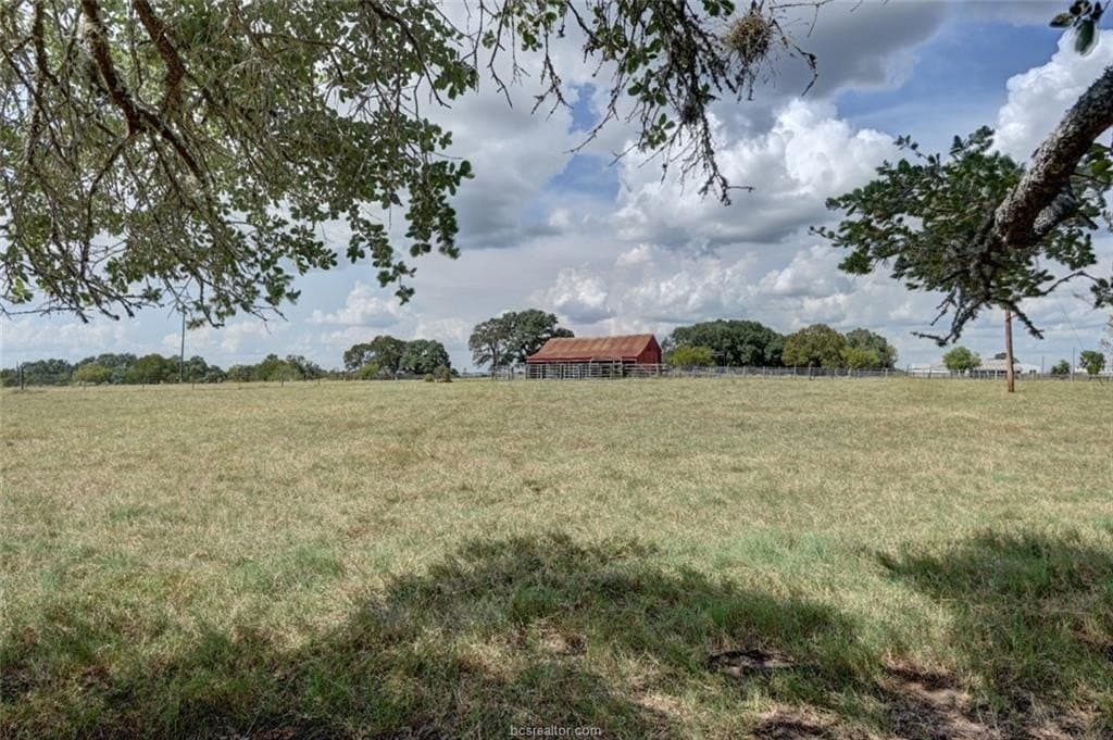 16.74 acres in Washington County