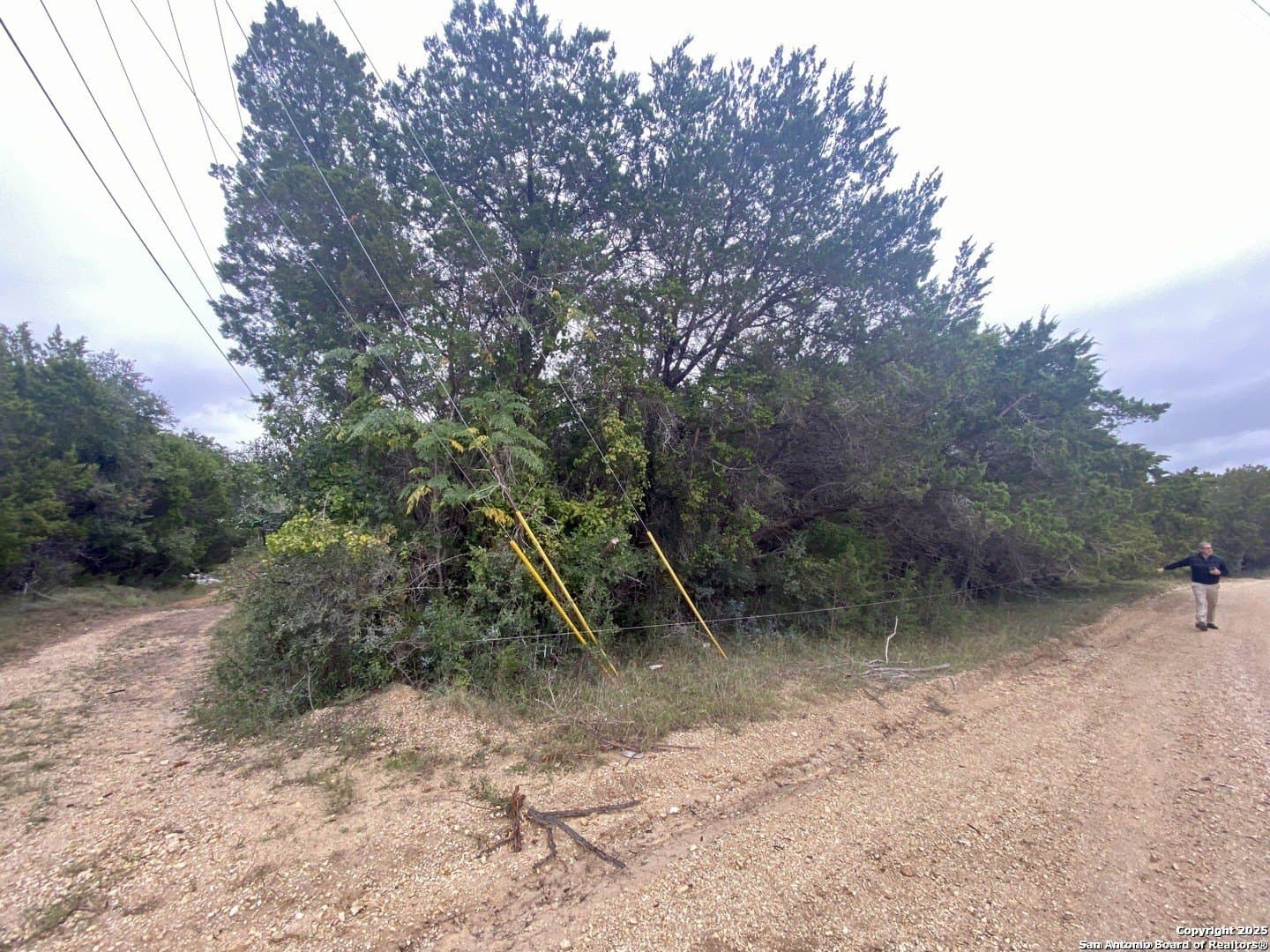 0.29 acres in Bandera County - photo 7