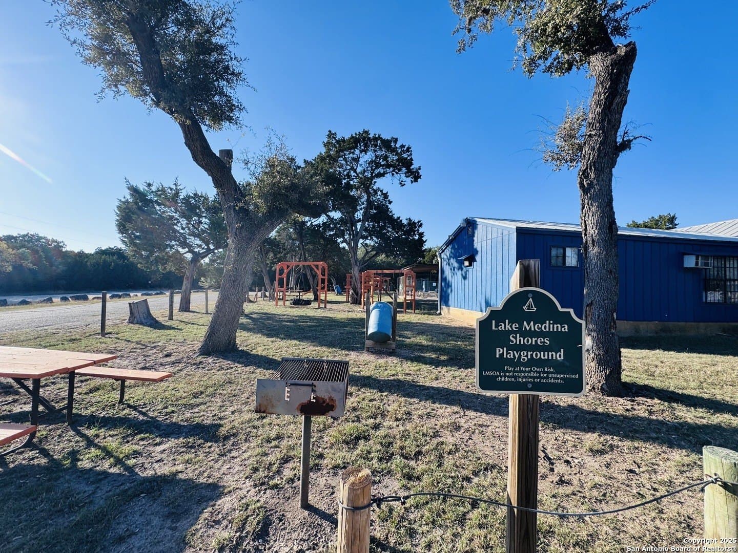 0.29 acres in Bandera County - photo 13