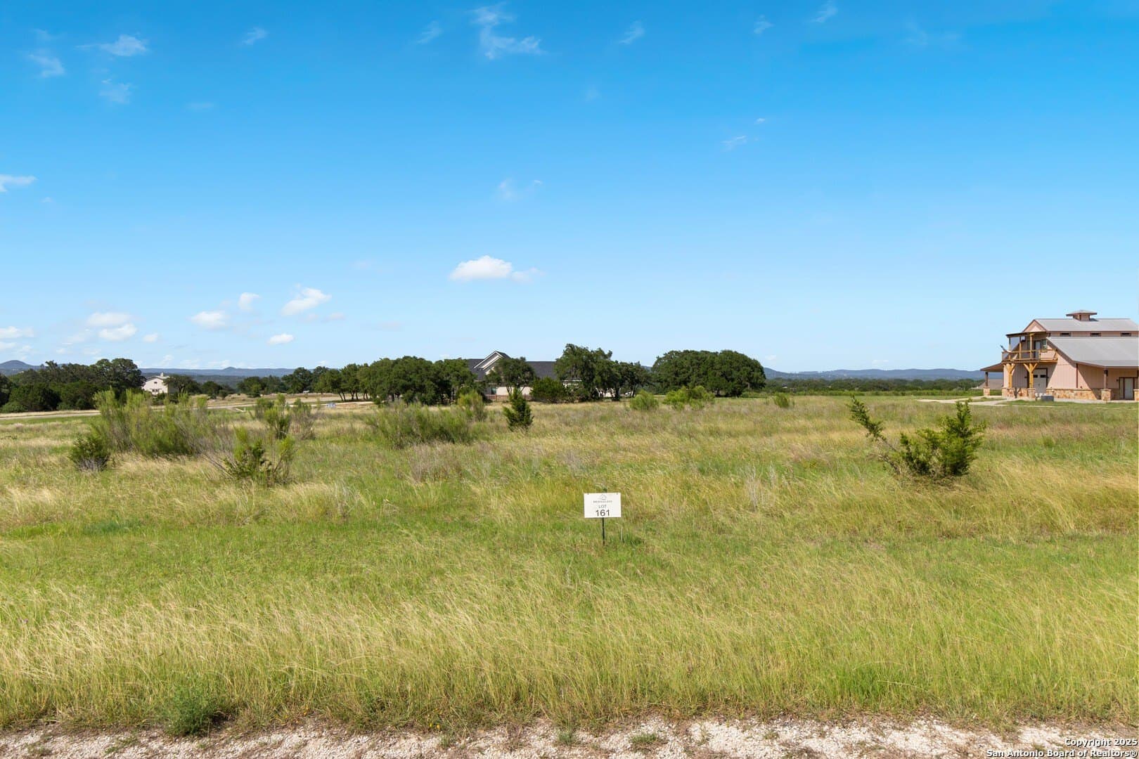 2 acres in Bandera County gallery image 3