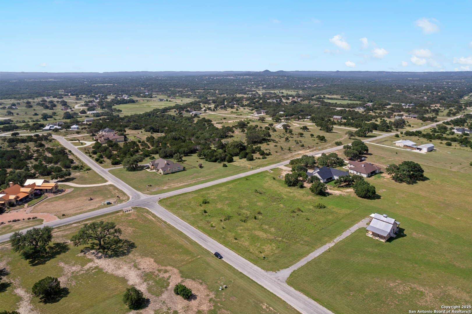 2 acres in Bandera County - photo 9