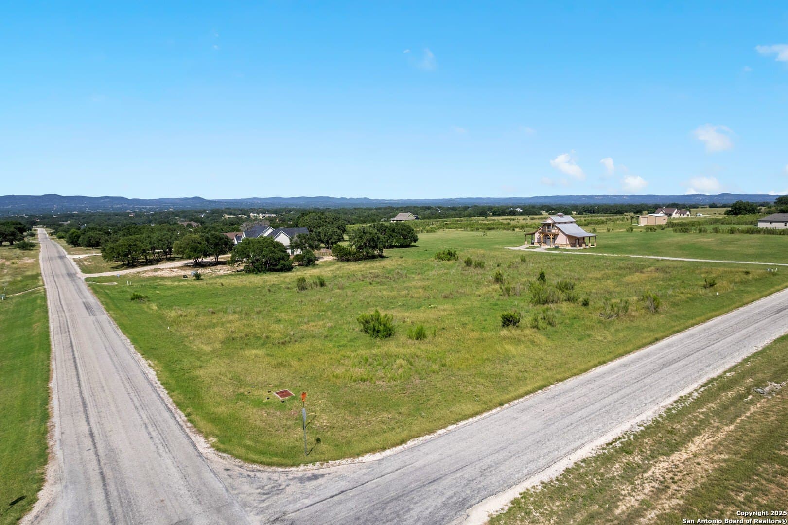 2 acres in Bandera County - photo 12