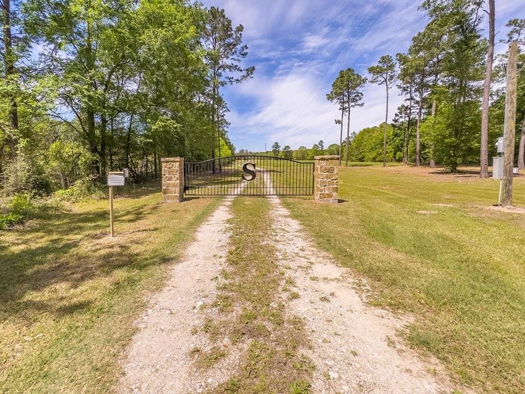 64.19 acres in Texas County gallery image 2