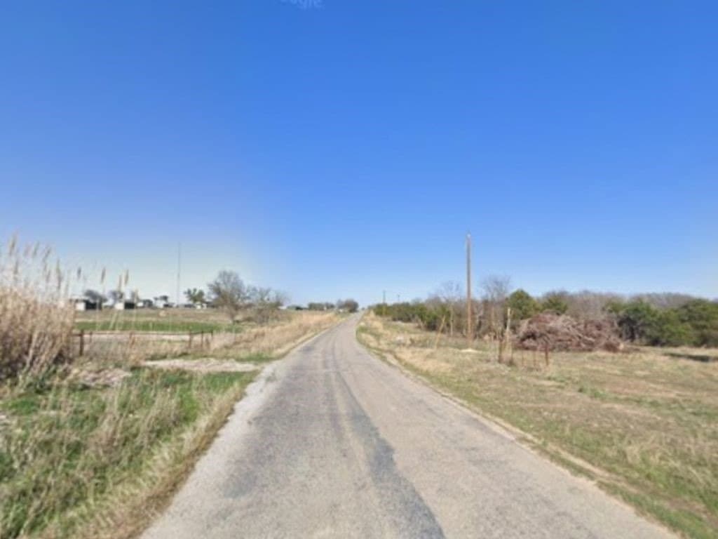 1.38 acres in Erath County - photo 2