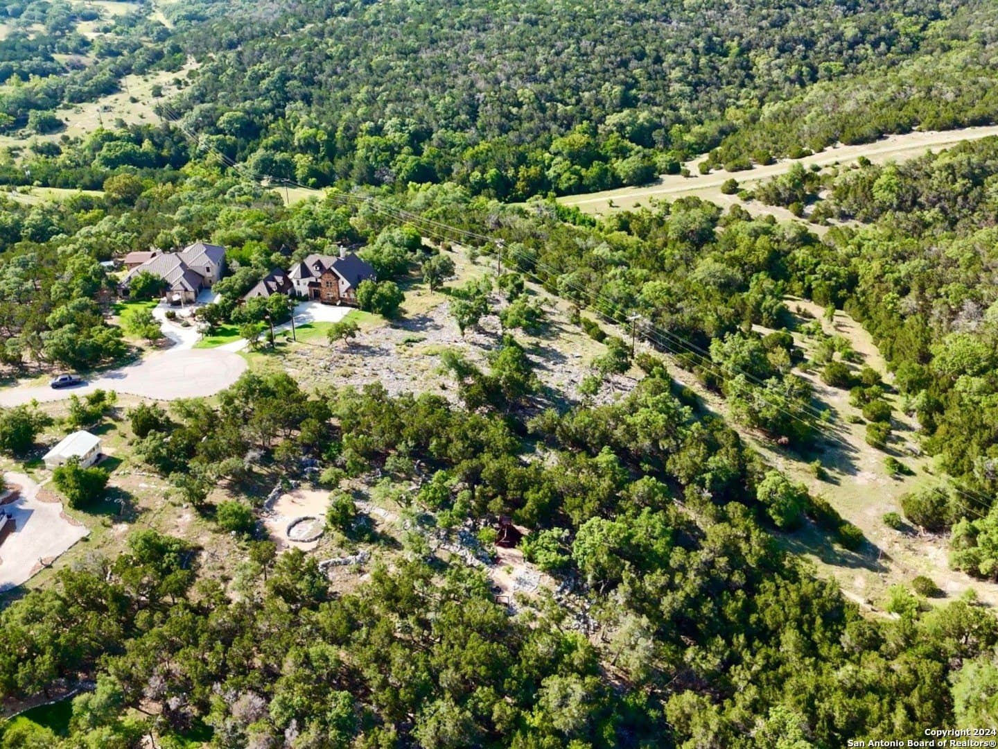 1.59 acres in Comal County gallery image 4