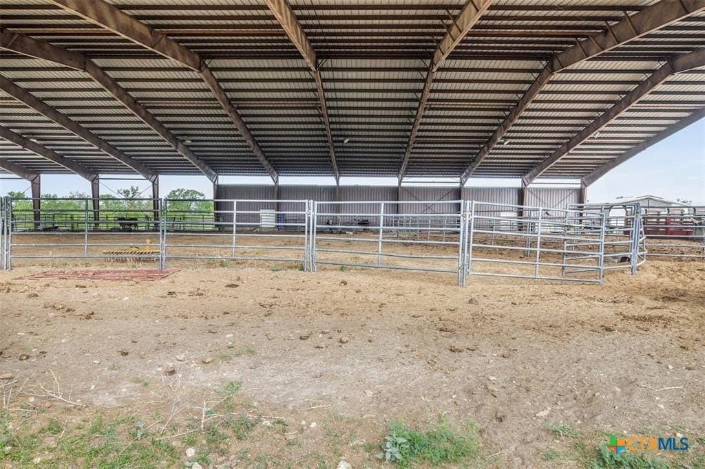 98.62 acres in Caldwell County - photo 8