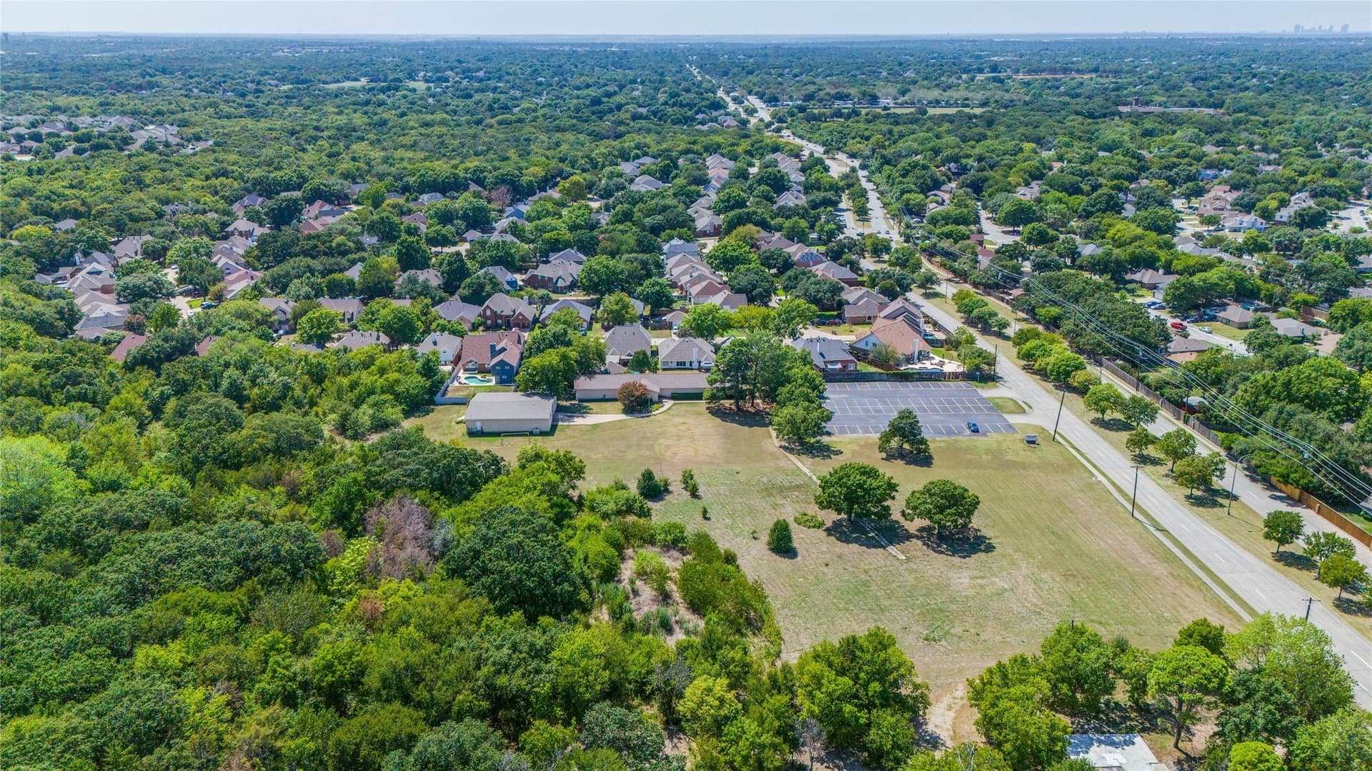 4.57 acres in Tarrant County gallery image 2