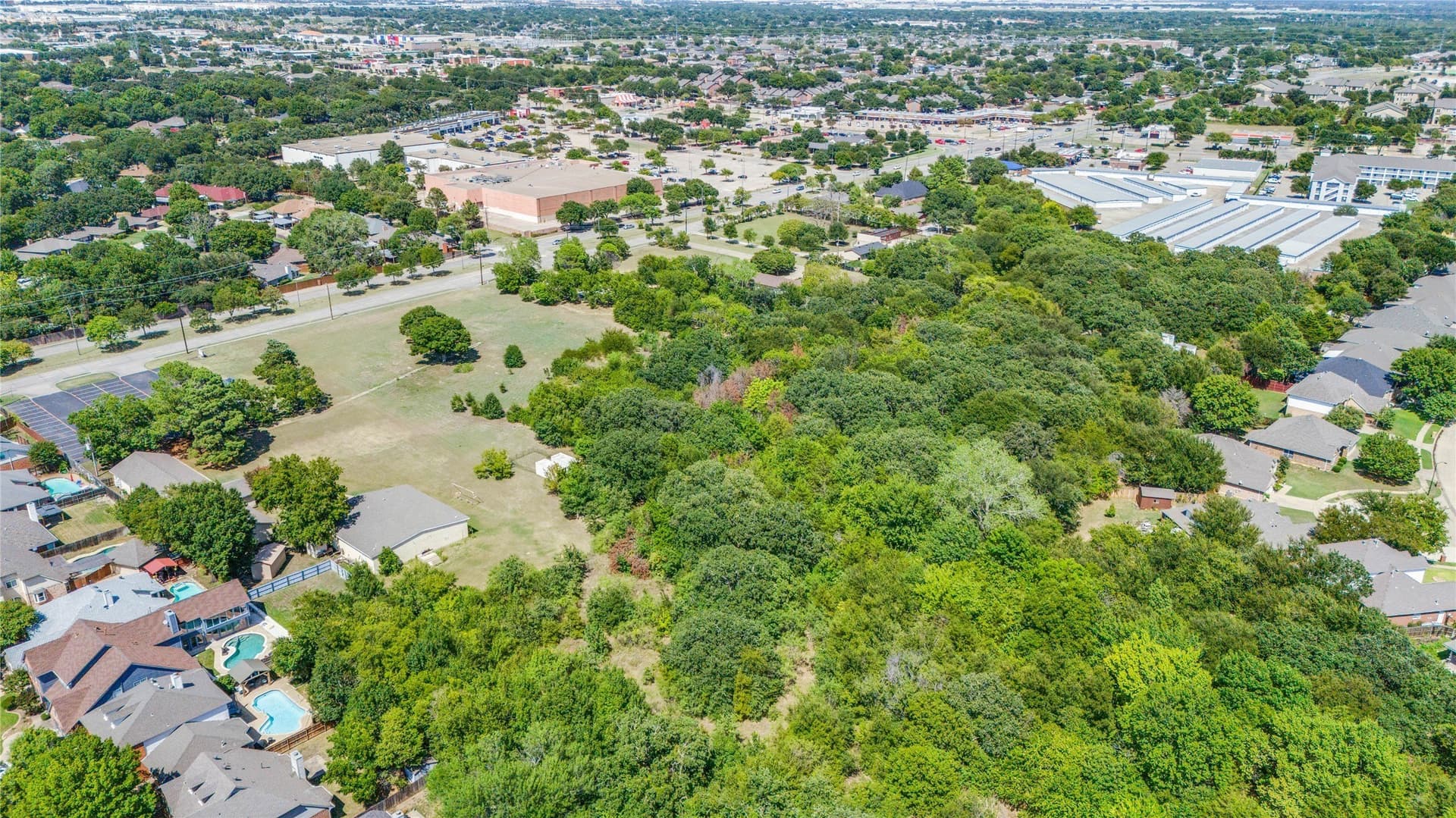 4.57 acres in Tarrant County - photo 6