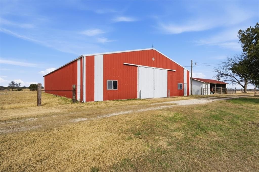 697.92 acres in Bosque County gallery image 4