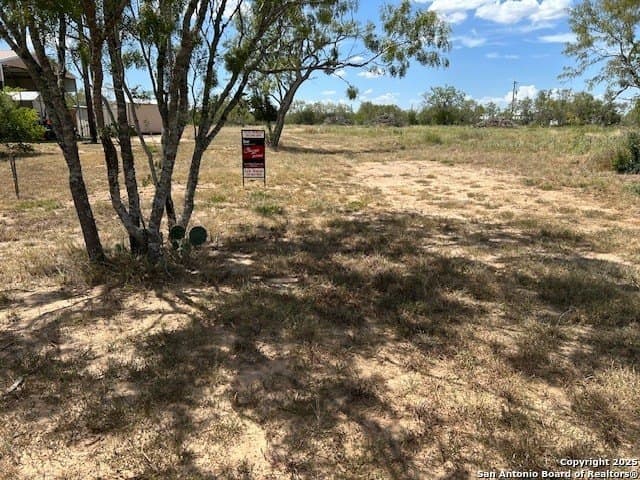 3 acres in Guadalupe County - photo 8